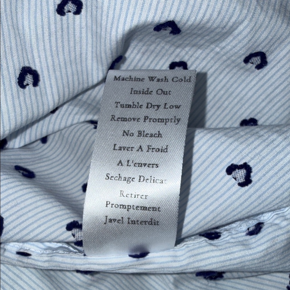 EUC Frank & Eileen - Women Button Down Shirt in Blue Stripe w/ Navy Hearts - Picture 10 of 13
